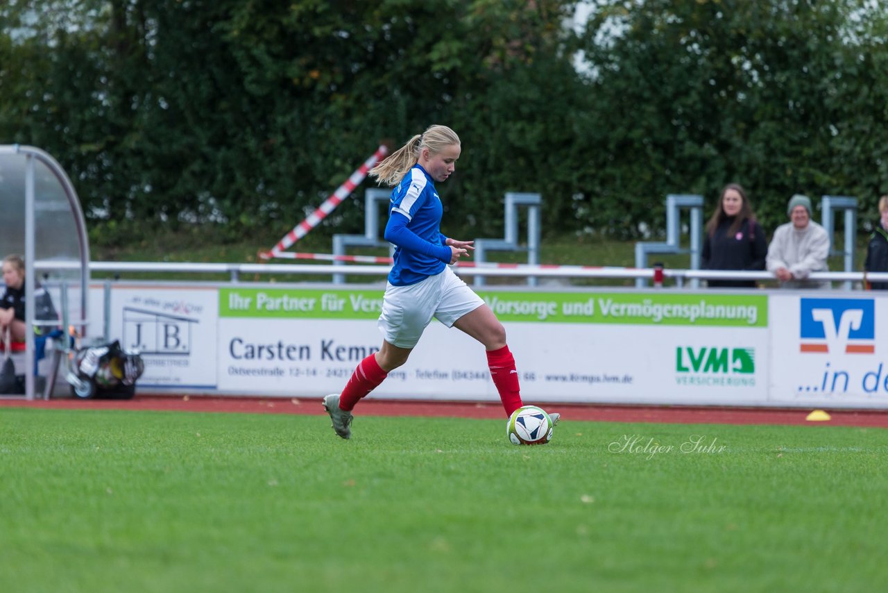 Bild 239 - B-Juniorinnen TSV Schoenberg - Holstein Kiel : Ergebnis: 0:23